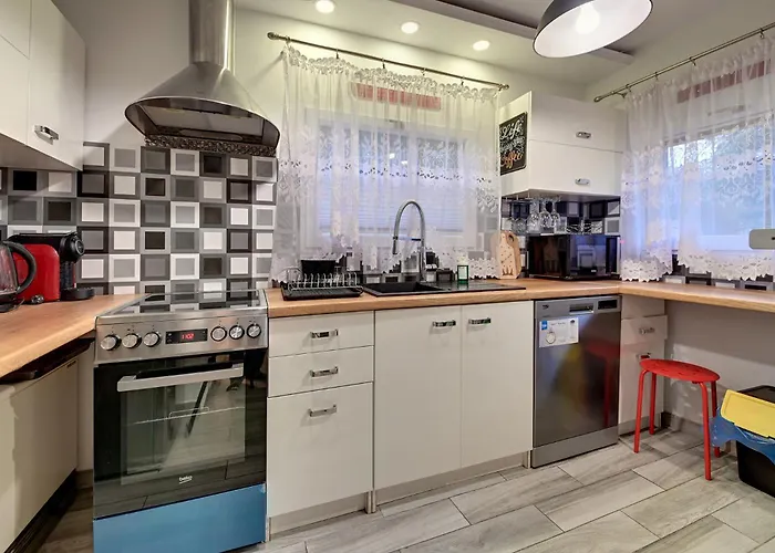 Rentplanet - Jednosci Narodowej Apartment Schreiberhau